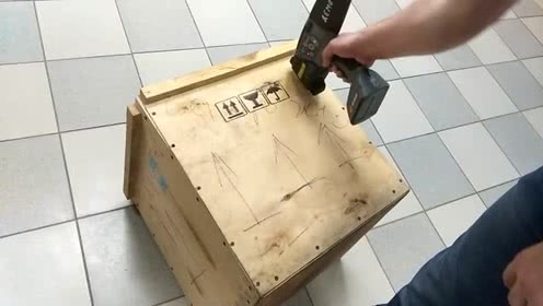 EBS手持噴碼機(jī)在木箱噴碼上的應(yīng)用